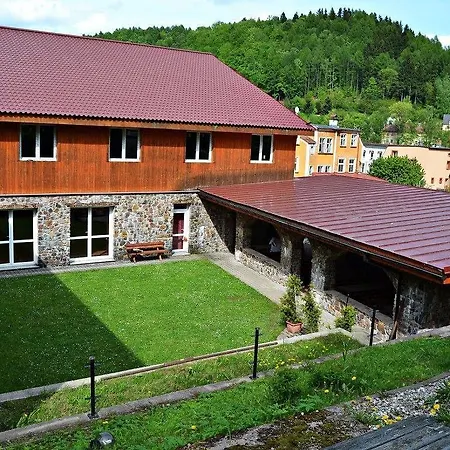 Prom Hotel