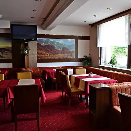 Prom 3* Svoboda nad Úpou