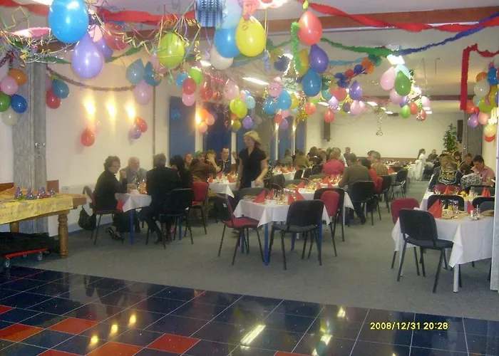 Prom 3*