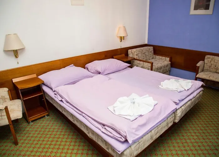 Prom 3* Svoboda nad Úpou